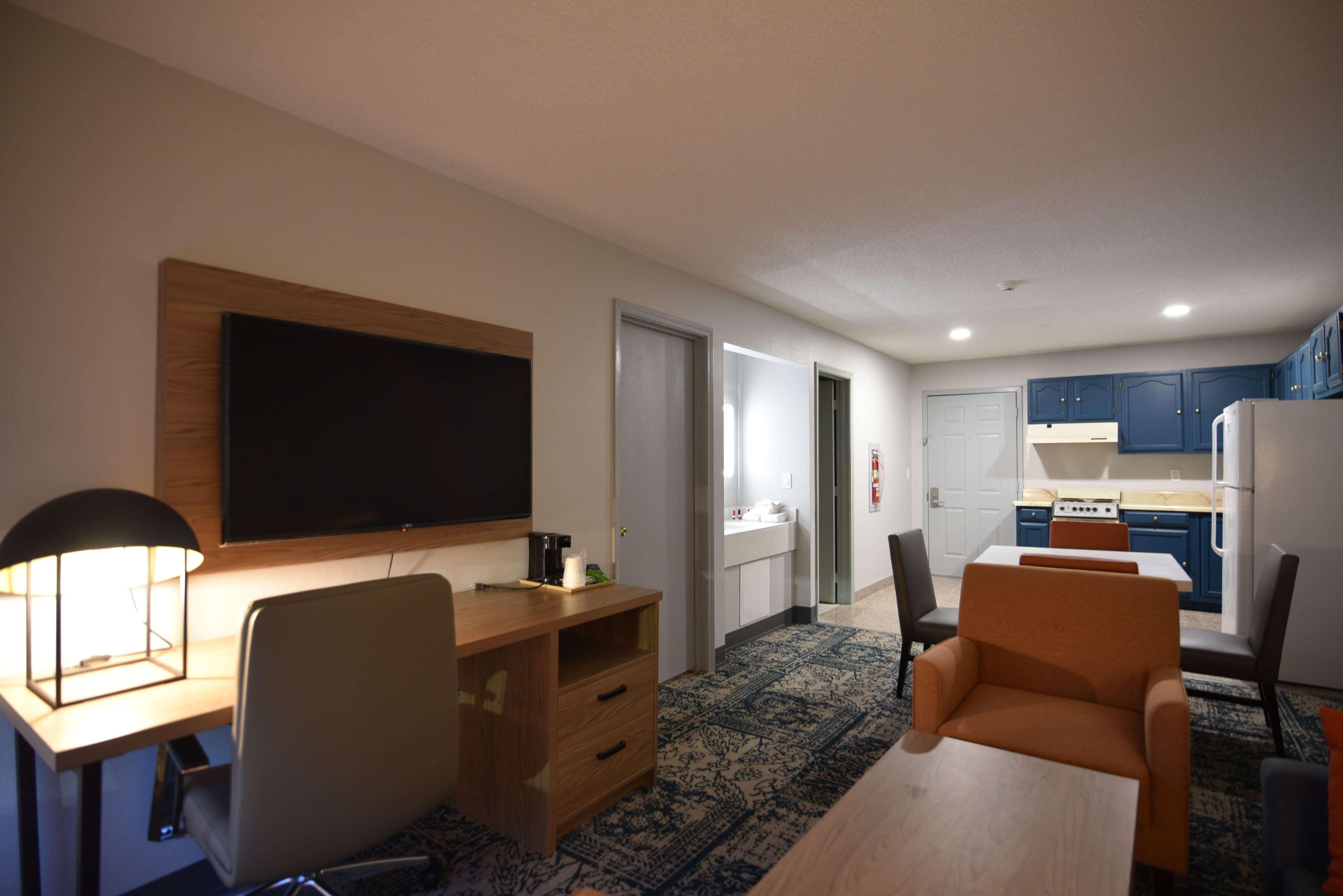 Hotel Baymont By Wyndham Pine Grove I-81 Esterno foto